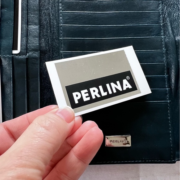 NWT Perlina Soft Leather Wallet in Green - Picture 11 of 14